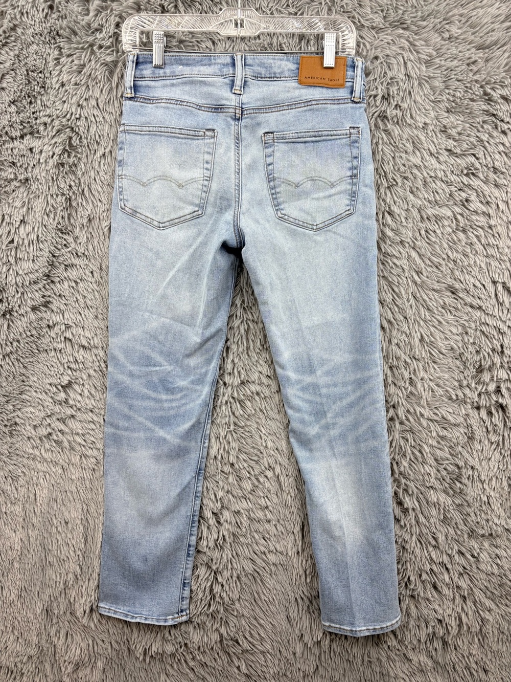 American Eagle Jeans Mens 28 Blue Light Wash Mid Rise Slim Straight Airflex